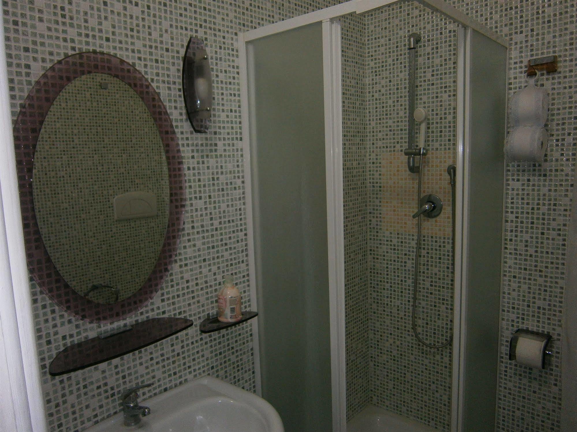 Lucky House Hotel Rome Buitenkant foto